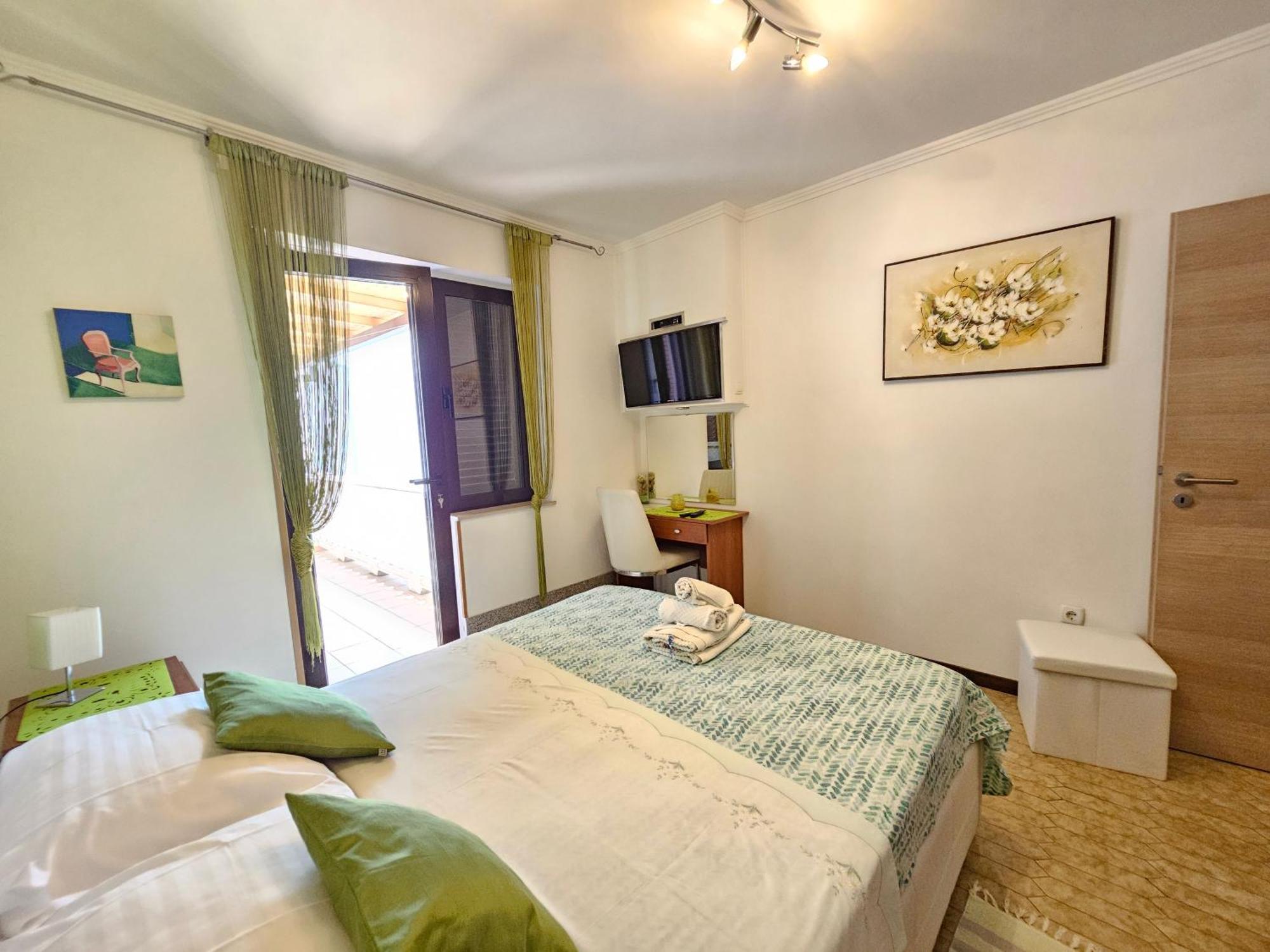 Apartments Villa Vera Нови Винодолски Екстериор снимка