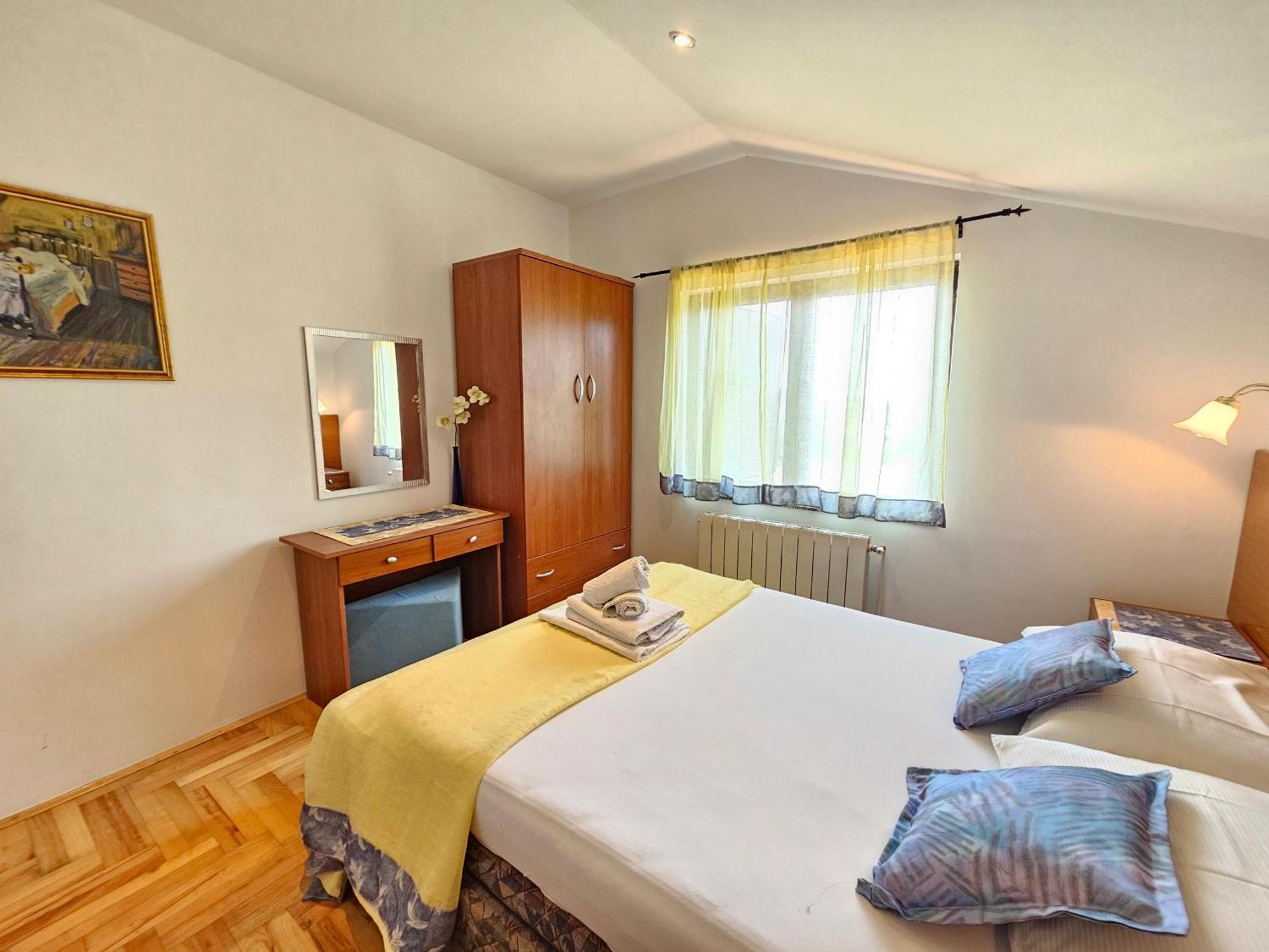 Apartments Villa Vera Нови Винодолски Екстериор снимка